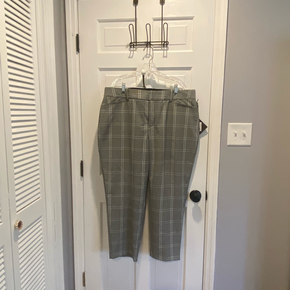 Ava & Viv Plaid Pants 18W